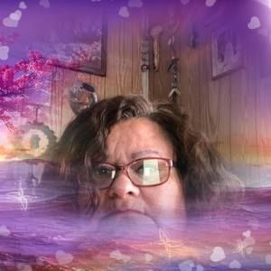 Meet your Posher, Rosario